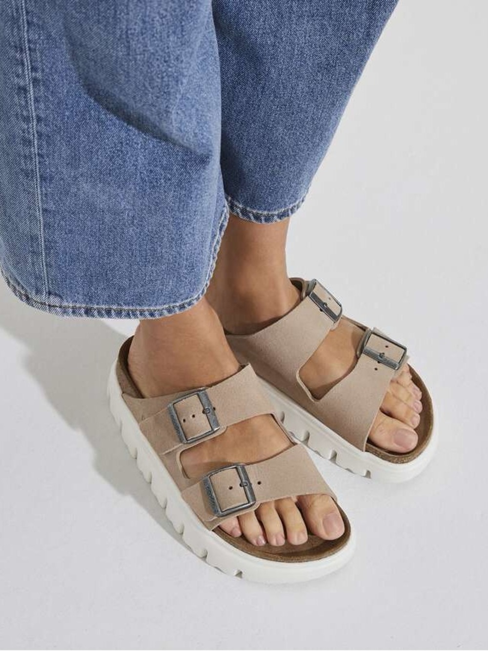 Papillio by Birkenstock Arizona Chunky Suede Platform Slides Sand size 37 Narrow - Picture 4 of 11